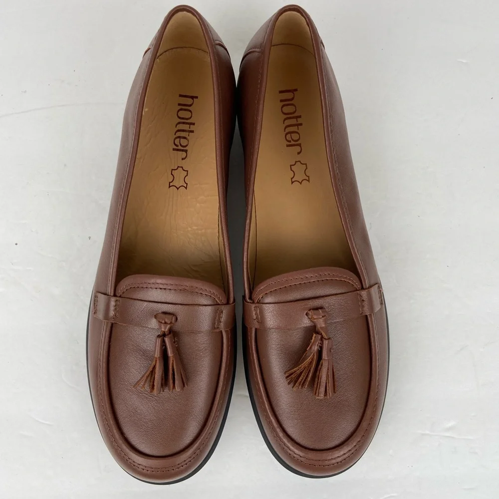 Hotter Alice Women's Tassel Loafers Size 8 Color Brown Leather Preppy Career